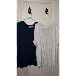 Maurice's 3x bundle 24/7
tees- navy and white